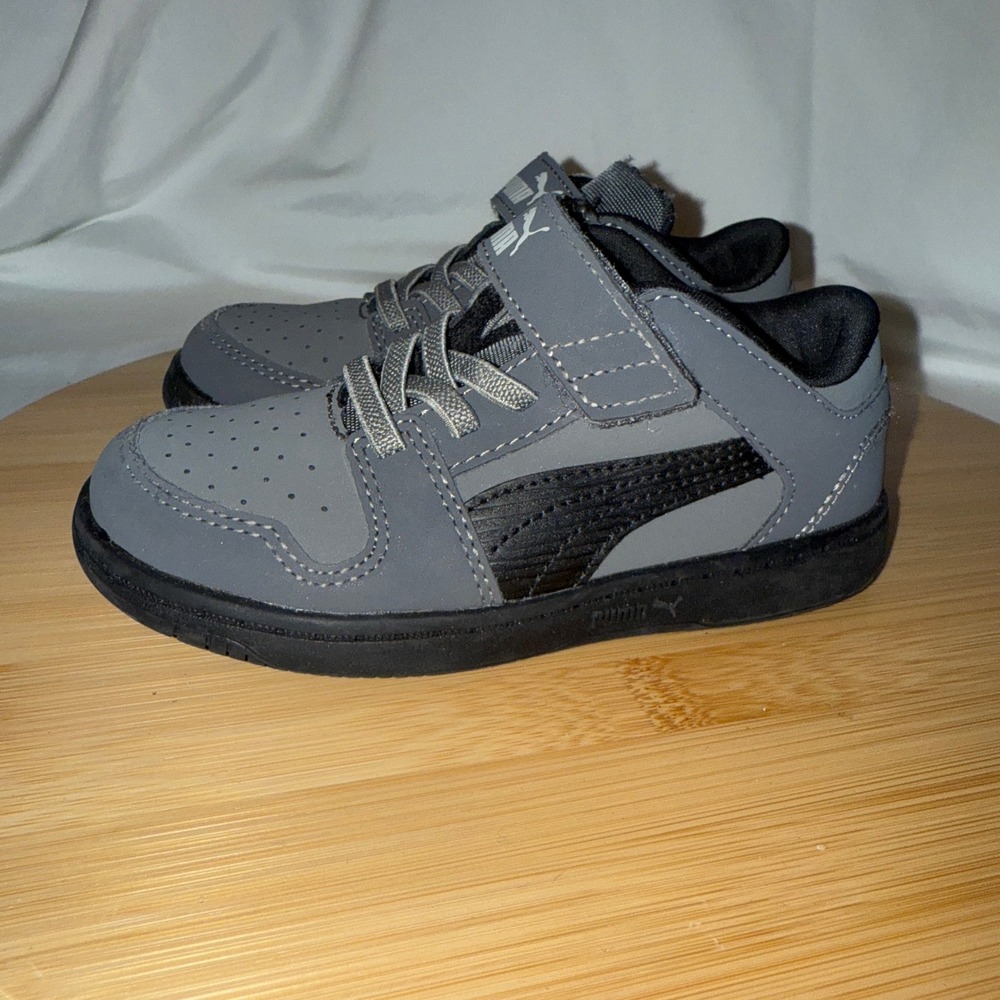 Puma Rebound V6 Low Kids Sneakers Gray Black 391774-01 Size 10C